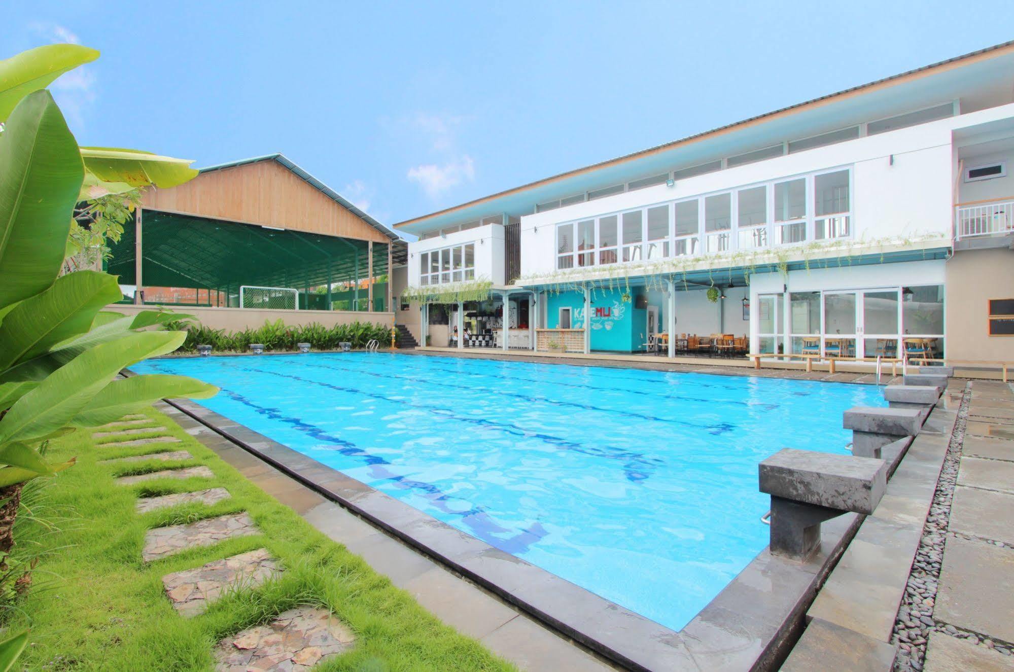 Umah Bali Suites And Residence Denpasa Buitenkant foto